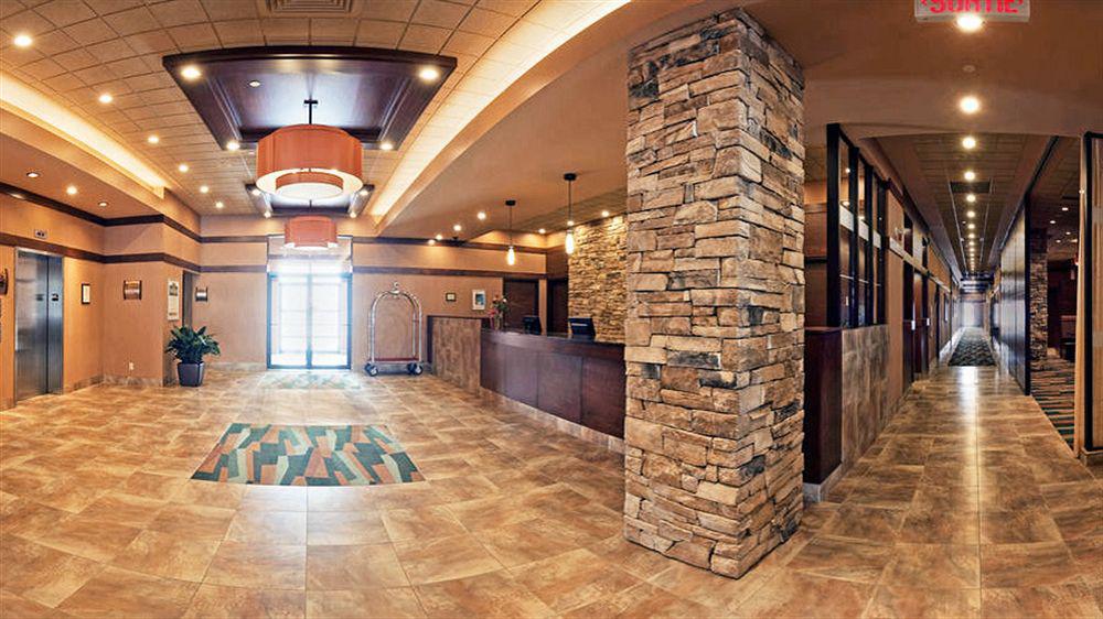 Quality Inn & Suites Lévis Exterior foto